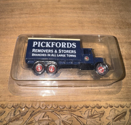 Pickfords removers storers - &,