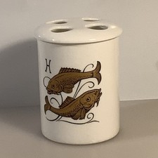 Retro Hadida ChIna Toothbrush