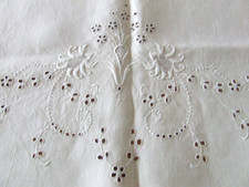 Victorian Light Beige Hand