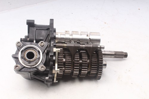 Speed manual transmission - 6,