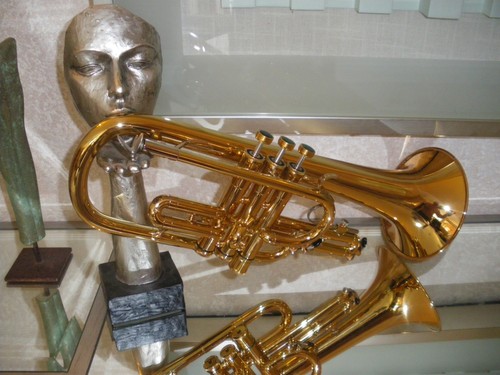 Bach here bundy - bach,