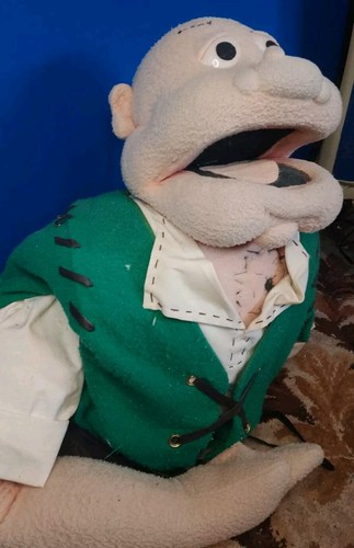 Professional giant puppet - professional,