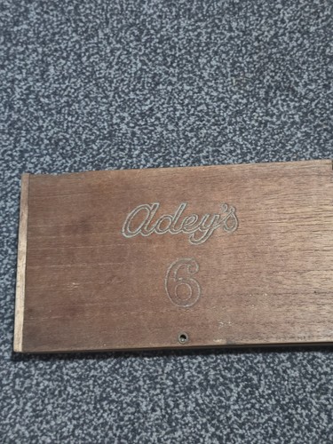 Adey empty wooden cigar - empty,