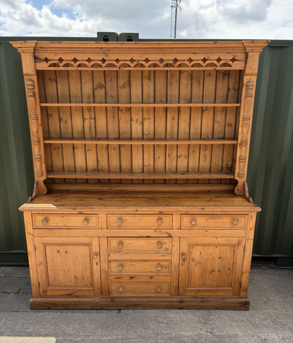 Large farmhouse welsh - welsh, dresser