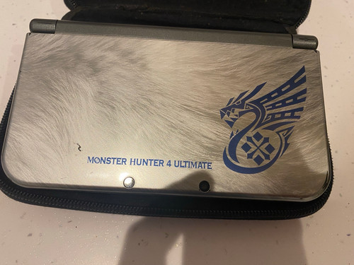 Nintendo new 3ds monster - new, xl