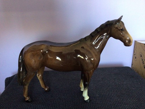 Beswick huntsman horse 1484 - huntsman's,