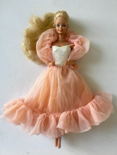 Peaches and cream barbie 1984 - cream,