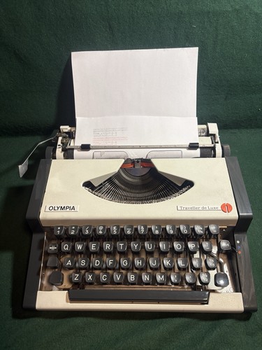 Vintage olympia traveller - olympia, de