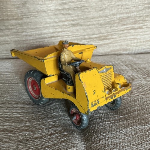 Dinky toy 562 muir - toy, hill
