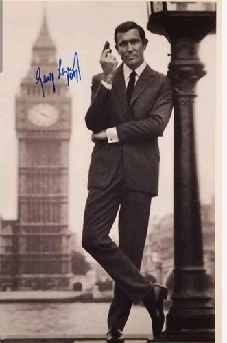 George lazenby james bond - lazenby,