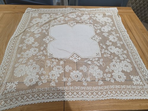Vintage cream pretty floral - cream,