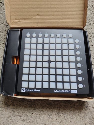 Novation launchpad mini - novation,