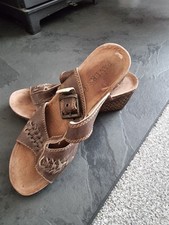 Pavers Leather Sandals SIZE 7