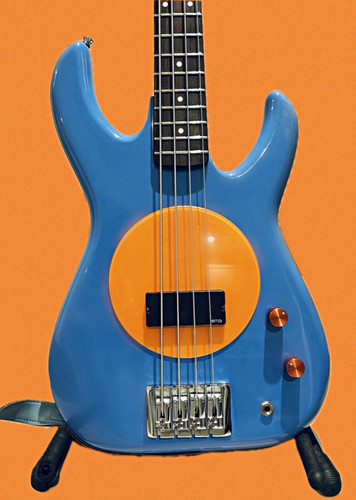 Flea bass string solid body - 4-string,
