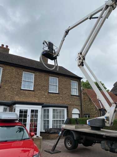 Cherry picker hire - cherry,