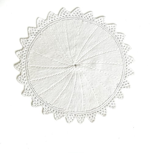 Doily round white knit - doily,
