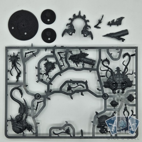 Neurotyrant tyranids nos - neurotyrant,
