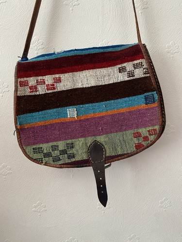 Vintage leather satchel carpet - satchel,