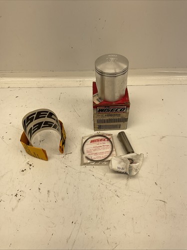 Vintage suzuki wiseco piston - suzuki,