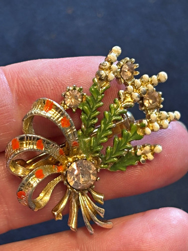 Vintage exquisite signed lucky - vintage,