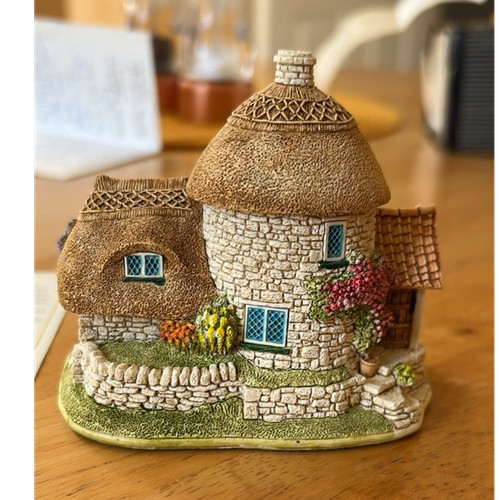 Lilliput lane little scrumpy - lilliput,