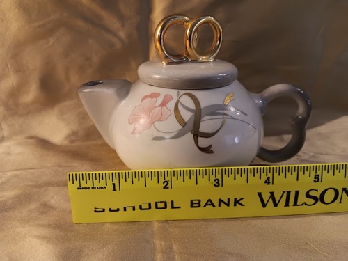 Capodimonte hand painted - hand,