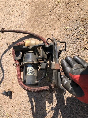 Honda vf750f fuel pump - fuel,