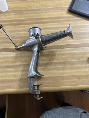 Vintage squezzo press mfg - mfg, co