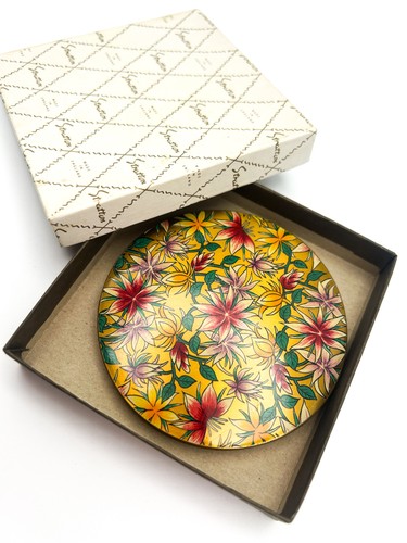 Stratton vogue floral - “vogue”,
