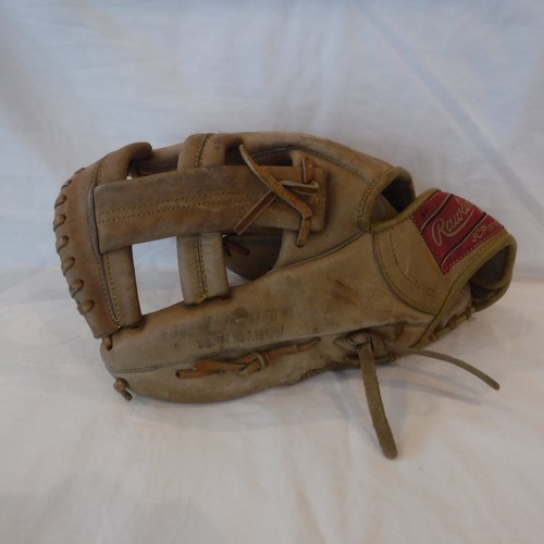 Rawlings baseball glove 1070 - glove,