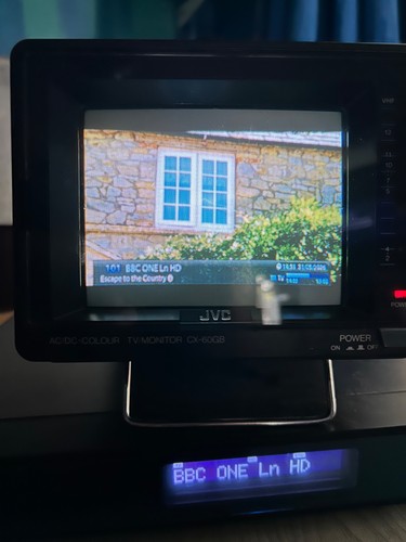 Jvc 60gb mini crt colour - jvc, cx-60gb