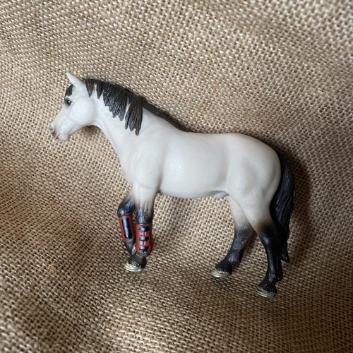 Schleich trained horse - trained, club
