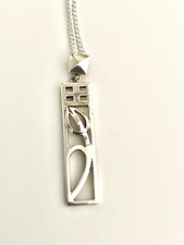 925 Silver Rennie Mackintosh Style Pendant Necklace & 17.5" Chain.