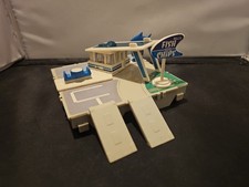 Micro Machines, Drive Thru