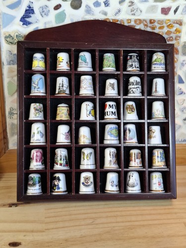 Thimble holder display - display, 36