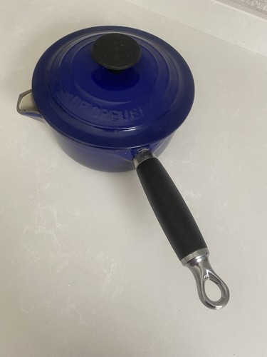 Creuset signature cast iron - creuset,