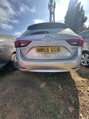 Toyota avensis 2017 - avensis, 2017/