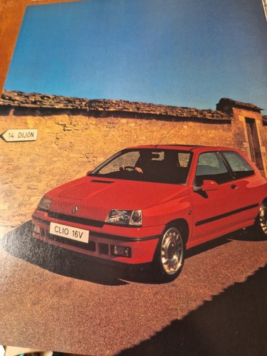 Renault turbo motor car - gt,