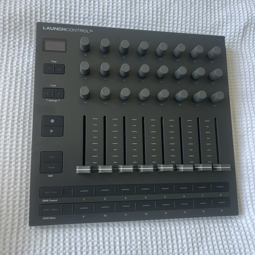 Novation launch control 3 - xl,
