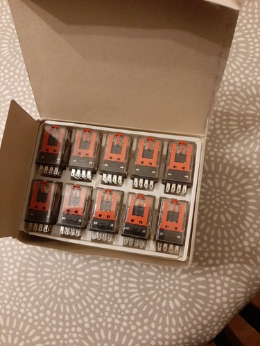 Omron relay 110 - relay, ac