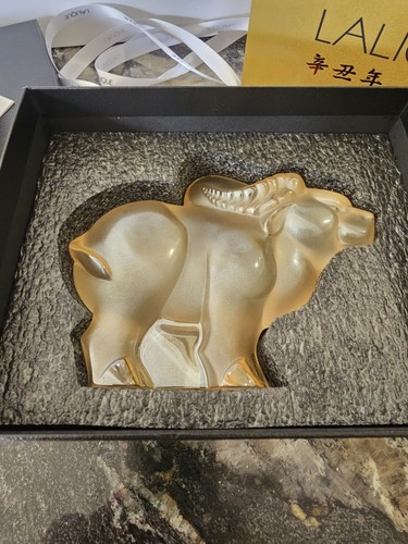 Lalique gold lustre crystal - ox,