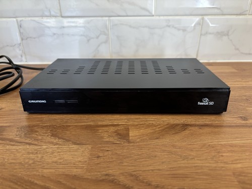 Grundig gufsat02sd freesat - grundig, hd