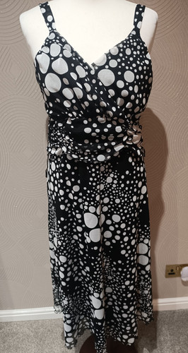 Wallis black white polka dot - wallis,
