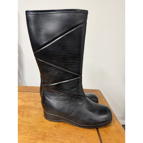 Vtg molded boots women s - molded,