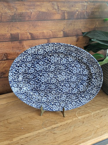 Churchill vintage style blue - churchill,