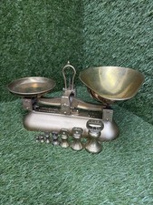 Vintage W & T Avery Birmingham 2 LB brass Balance Scales With Brass Bell Weights
