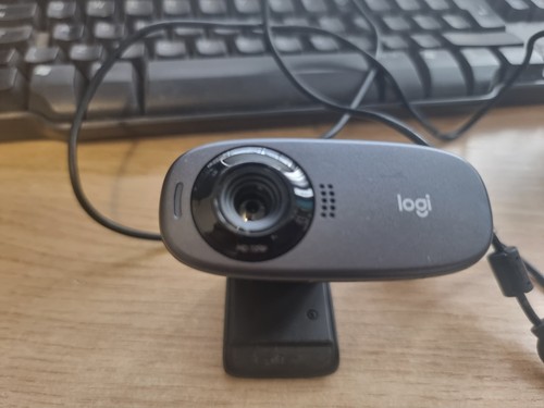 Logitech c270 webcam dark - -,