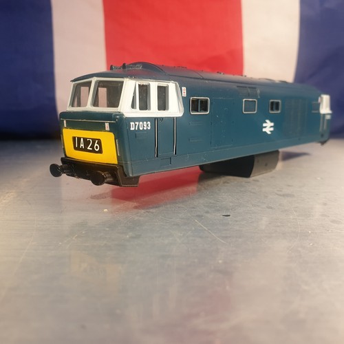 Hornby class locomotive - 00,