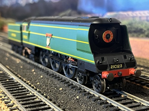 Hornby r2219 west - hornby, country