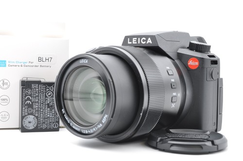 Near mint leica lux type - mint, 5